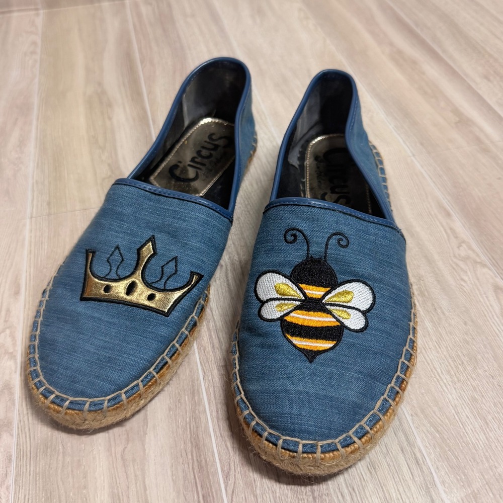 Circus by Sam Edelman Leni Blue Denim Bee Crown Espadrille Flats Womens 7.5 M